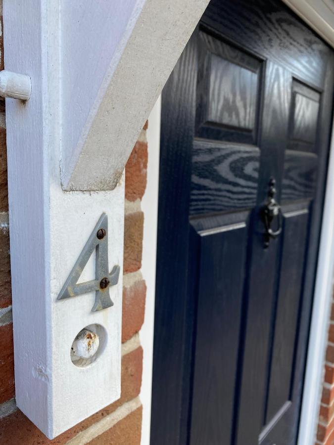 Relaxing Townhouse In The Heart Of Bridport Villa Luaran gambar