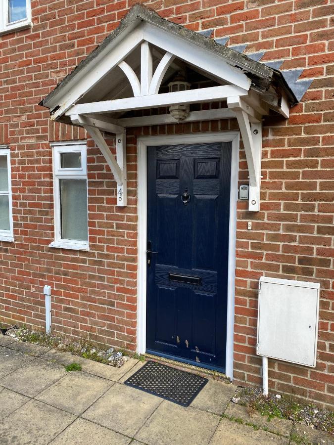 Relaxing Townhouse In The Heart Of Bridport Villa Luaran gambar